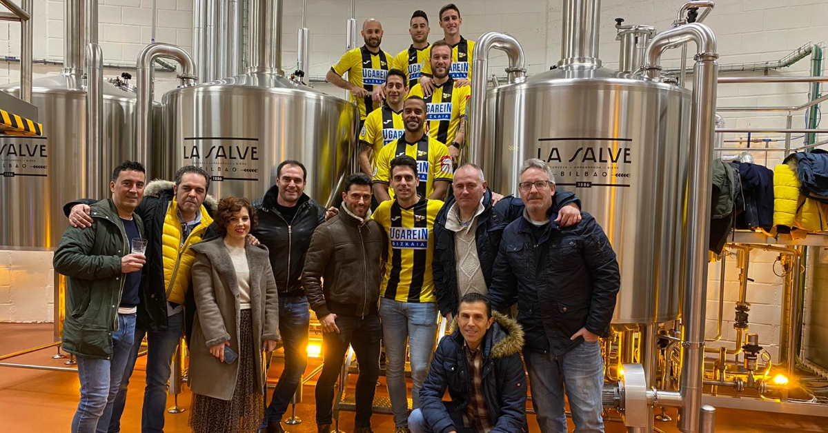 Cervezas LA SALVE y Club Portugalete, han renovado un acuerdo de colaboración - LA SALVE Bilbao