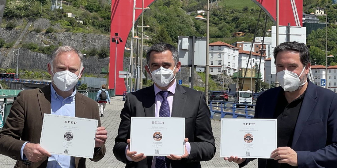 LA SALVE entrega los premios de la London Beer Competition al Clúster de Alimentación de Euskadi - LA SALVE Bilbao